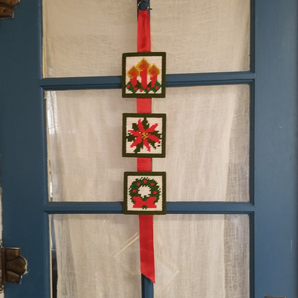 Vintage Holiday Christmas ribbon wall hanging